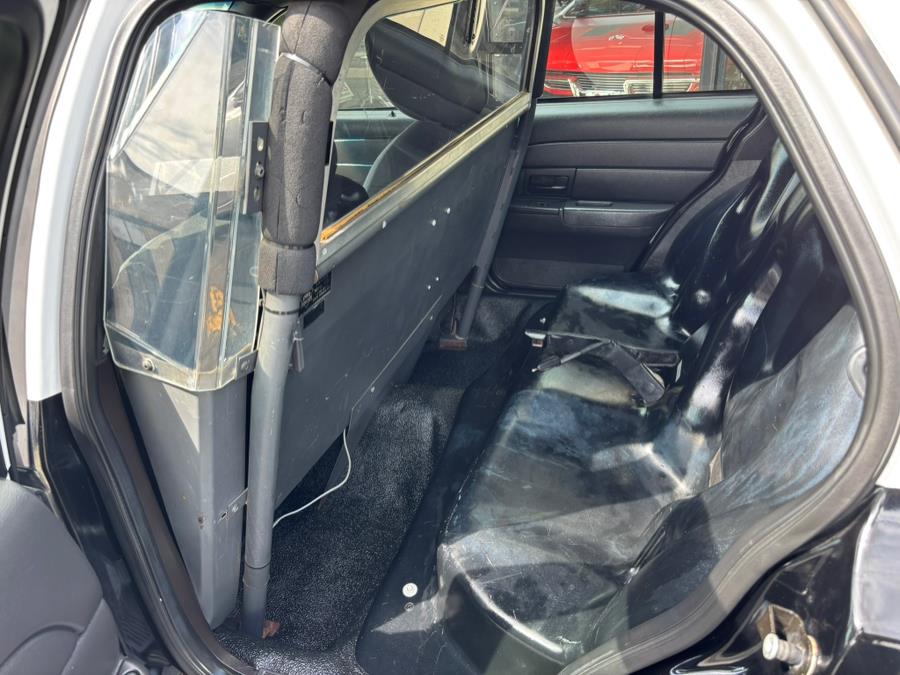 2011 Ford Police Interceptor 4dr Sdn w/3.55 Axle, available for sale in New haven, Connecticut | Wilson Maturo Motors. New haven, Connecticut 2011 Ford Police Interceptor 4dr Sdn w/3.55 Axle, available for sale in New haven, Connecticut | Wilson Maturo Motors. New haven, Connecticut