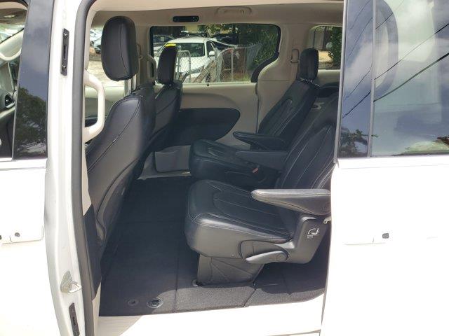 2022 Chrysler Pacifica Touring L, available for sale in Fort Lauderdale, Florida | CarLux Fort Lauderdale. Fort Lauderdale, Florida 2022 Chrysler Pacifica Touring L, available for sale in Fort Lauderdale, Florida | CarLux Fort Lauderdale. Fort Lauderdale, Florida