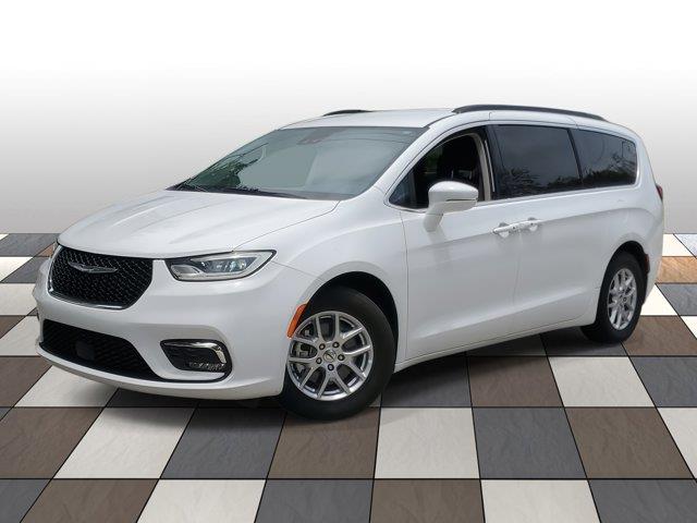 Used 2022 Chrysler Pacifica in Fort Lauderdale, Florida | CarLux Fort Lauderdale. Fort Lauderdale, Florida