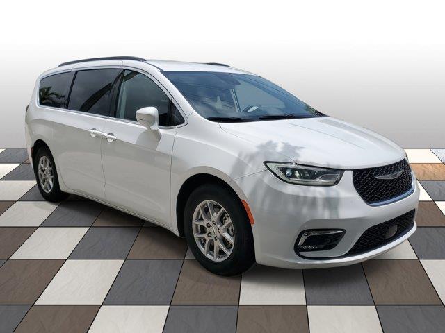 2022 Chrysler Pacifica Touring L, available for sale in Fort Lauderdale, Florida | CarLux Fort Lauderdale. Fort Lauderdale, Florida 2022 Chrysler Pacifica Touring L, available for sale in Fort Lauderdale, Florida | CarLux Fort Lauderdale. Fort Lauderdale, Florida