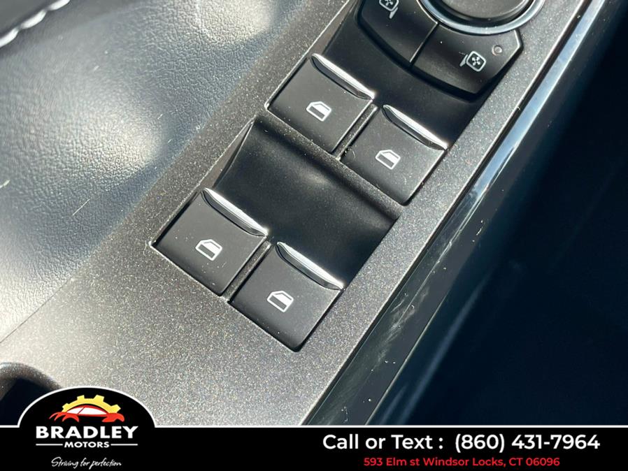 2021 Ford Explorer ST 4WD, available for sale in Windsor Locks, Connecticut | Bradley Motors Inc. Windsor Locks, Connecticut 2021 Ford Explorer ST 4WD, available for sale in Windsor Locks, Connecticut | Bradley Motors Inc. Windsor Locks, Connecticut