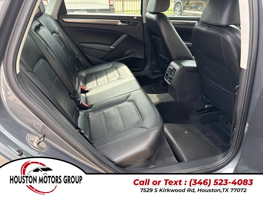 2017 Volkswagen Passat 1.8T SE Auto, available for sale in Houston, Texas | Houston Motors Group LLC. Houston, Texas 2017 Volkswagen Passat 1.8T SE Auto, available for sale in Houston, Texas | Houston Motors Group LLC. Houston, Texas