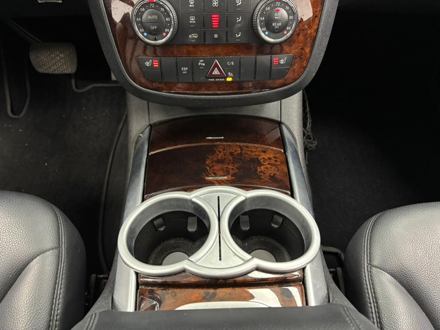 2010 Mercedes-Benz R-Class 4MATIC 4dr R 350, available for sale in Elizabeth, New Jersey | Dream Auto Group. Elizabeth, New Jersey 2010 Mercedes-Benz R-Class 4MATIC 4dr R 350, available for sale in Elizabeth, New Jersey | Dream Auto Group. Elizabeth, New Jersey
