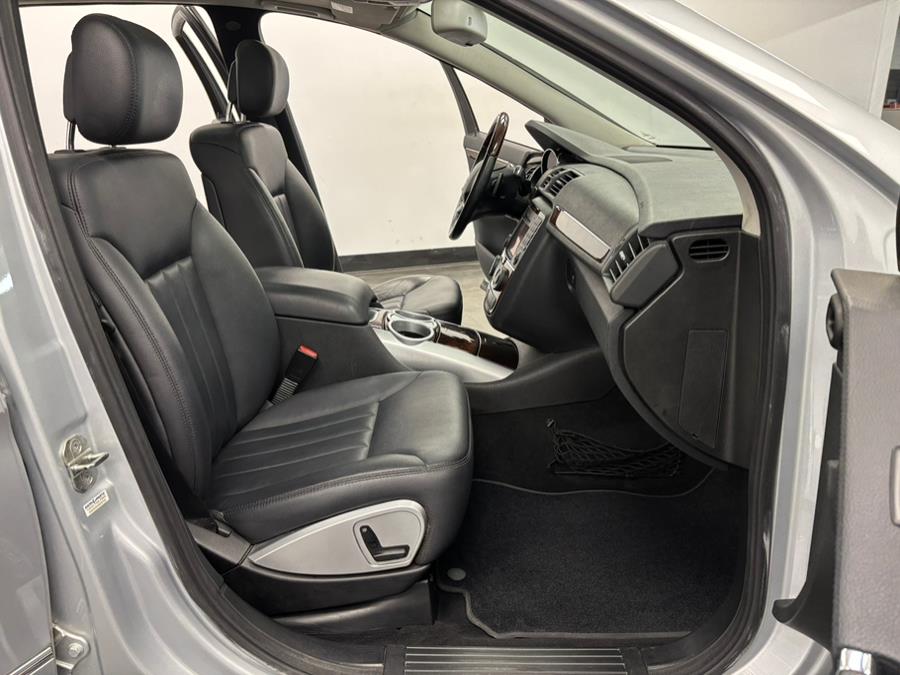 2010 Mercedes-Benz R-Class 4MATIC 4dr R 350, available for sale in Elizabeth, New Jersey | Dream Auto Group. Elizabeth, New Jersey 2010 Mercedes-Benz R-Class 4MATIC 4dr R 350, available for sale in Elizabeth, New Jersey | Dream Auto Group. Elizabeth, New Jersey