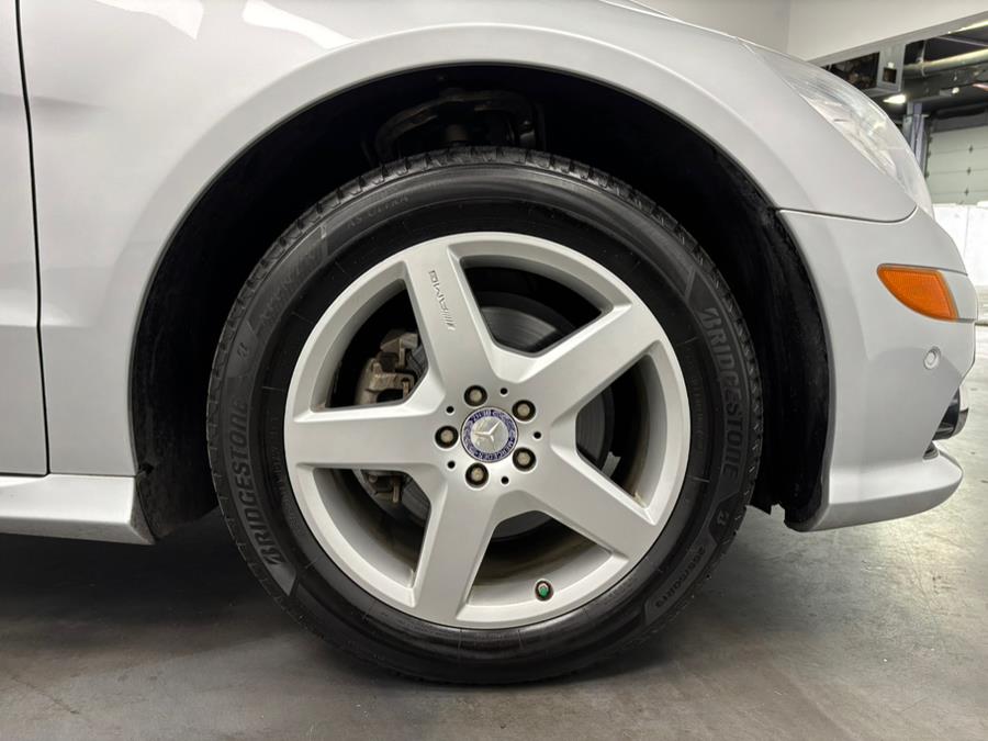 2010 Mercedes-Benz R-Class 4MATIC 4dr R 350, available for sale in Elizabeth, New Jersey | Dream Auto Group. Elizabeth, New Jersey 2010 Mercedes-Benz R-Class 4MATIC 4dr R 350, available for sale in Elizabeth, New Jersey | Dream Auto Group. Elizabeth, New Jersey