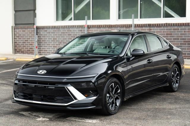 2025 Hyundai Sonata SEL, available for sale in Yonkers, New York | Westchester Auto Group. Yonkers, New York 2025 Hyundai Sonata SEL, available for sale in Yonkers, New York | Westchester Auto Group. Yonkers, New York