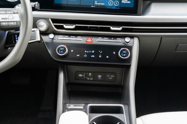 2025 Hyundai Sonata SEL, available for sale in Yonkers, New York | Westchester Auto Group. Yonkers, New York 2025 Hyundai Sonata SEL, available for sale in Yonkers, New York | Westchester Auto Group. Yonkers, New York