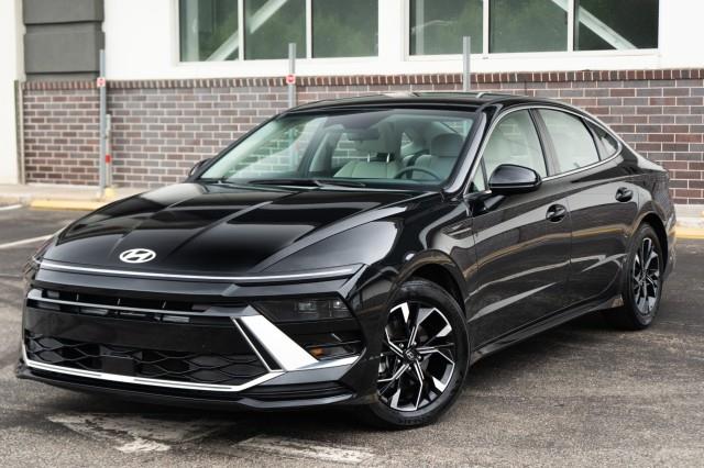 2025 Hyundai Sonata SEL, available for sale in Yonkers, New York | Westchester Auto Group. Yonkers, New York 2025 Hyundai Sonata SEL, available for sale in Yonkers, New York | Westchester Auto Group. Yonkers, New York