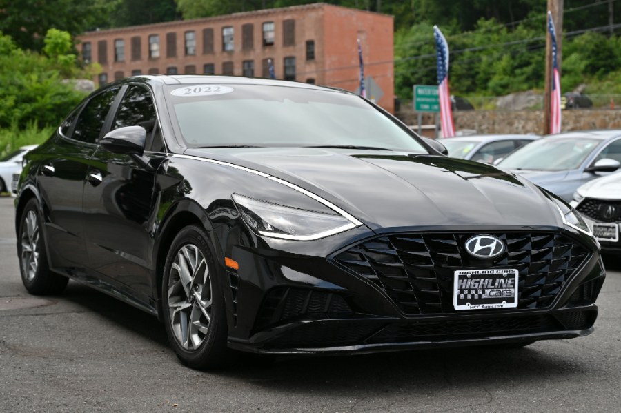 2022 Hyundai Sonata SEL 2.5L, available for sale in Waterbury, Connecticut | Highline Car Connection. Waterbury, Connecticut 2022 Hyundai Sonata SEL 2.5L, available for sale in Waterbury, Connecticut | Highline Car Connection. Waterbury, Connecticut