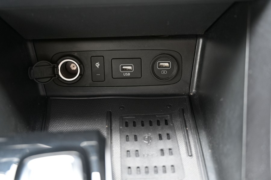 2022 Hyundai Sonata SEL 2.5L, available for sale in Waterbury, Connecticut | Highline Car Connection. Waterbury, Connecticut 2022 Hyundai Sonata SEL 2.5L, available for sale in Waterbury, Connecticut | Highline Car Connection. Waterbury, Connecticut