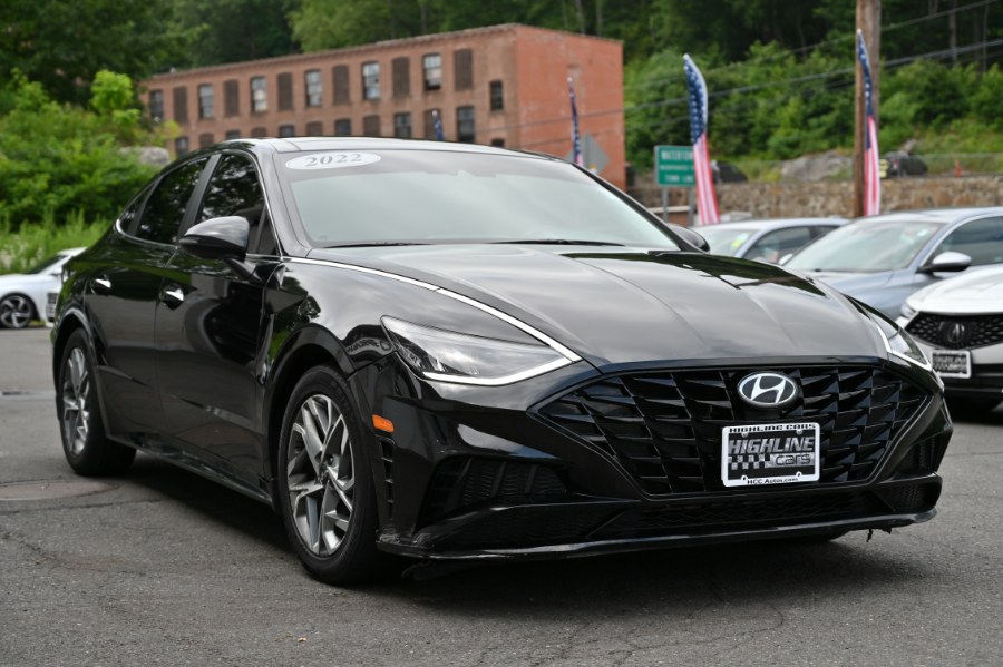 2022 Hyundai Sonata SEL 2.5L, available for sale in Waterbury, Connecticut | Highline Car Connection. Waterbury, Connecticut 2022 Hyundai Sonata SEL 2.5L, available for sale in Waterbury, Connecticut | Highline Car Connection. Waterbury, Connecticut