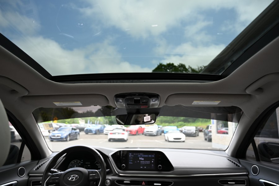 2022 Hyundai Sonata SEL 2.5L, available for sale in Waterbury, Connecticut | Highline Car Connection. Waterbury, Connecticut 2022 Hyundai Sonata SEL 2.5L, available for sale in Waterbury, Connecticut | Highline Car Connection. Waterbury, Connecticut