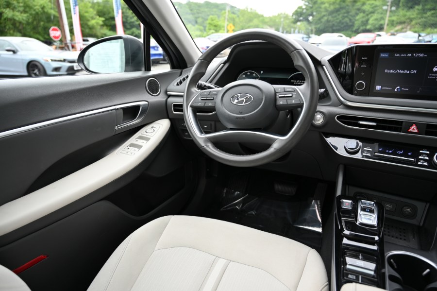 2022 Hyundai Sonata SEL 2.5L, available for sale in Waterbury, Connecticut | Highline Car Connection. Waterbury, Connecticut 2022 Hyundai Sonata SEL 2.5L, available for sale in Waterbury, Connecticut | Highline Car Connection. Waterbury, Connecticut