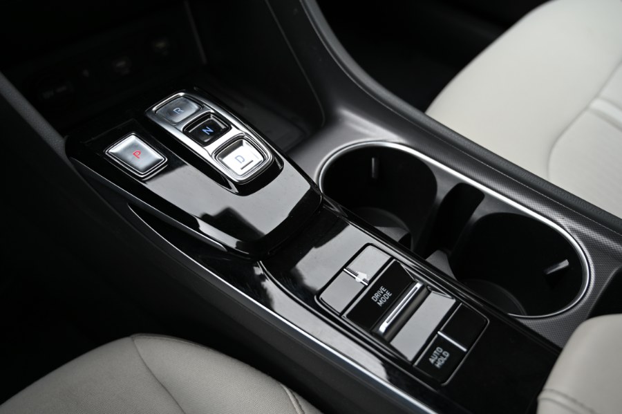 2022 Hyundai Sonata SEL 2.5L, available for sale in Waterbury, Connecticut | Highline Car Connection. Waterbury, Connecticut 2022 Hyundai Sonata SEL 2.5L, available for sale in Waterbury, Connecticut | Highline Car Connection. Waterbury, Connecticut