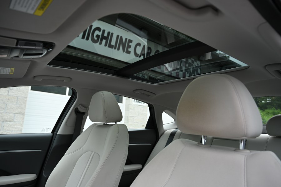 2022 Hyundai Sonata SEL 2.5L, available for sale in Waterbury, Connecticut | Highline Car Connection. Waterbury, Connecticut 2022 Hyundai Sonata SEL 2.5L, available for sale in Waterbury, Connecticut | Highline Car Connection. Waterbury, Connecticut