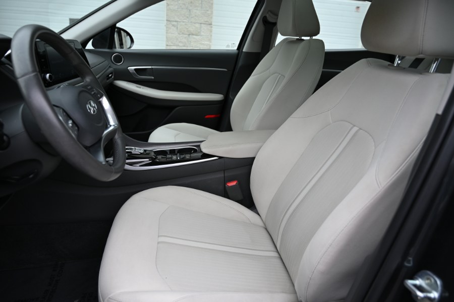 2022 Hyundai Sonata SEL 2.5L, available for sale in Waterbury, Connecticut | Highline Car Connection. Waterbury, Connecticut 2022 Hyundai Sonata SEL 2.5L, available for sale in Waterbury, Connecticut | Highline Car Connection. Waterbury, Connecticut