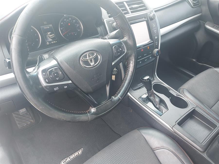 2016 Toyota Camry 4dr Sdn I4 Auto SE (Natl), available for sale in West Hartford, Connecticut | Chadrad Motors llc. West Hartford, Connecticut 2016 Toyota Camry 4dr Sdn I4 Auto SE (Natl), available for sale in West Hartford, Connecticut | Chadrad Motors llc. West Hartford, Connecticut