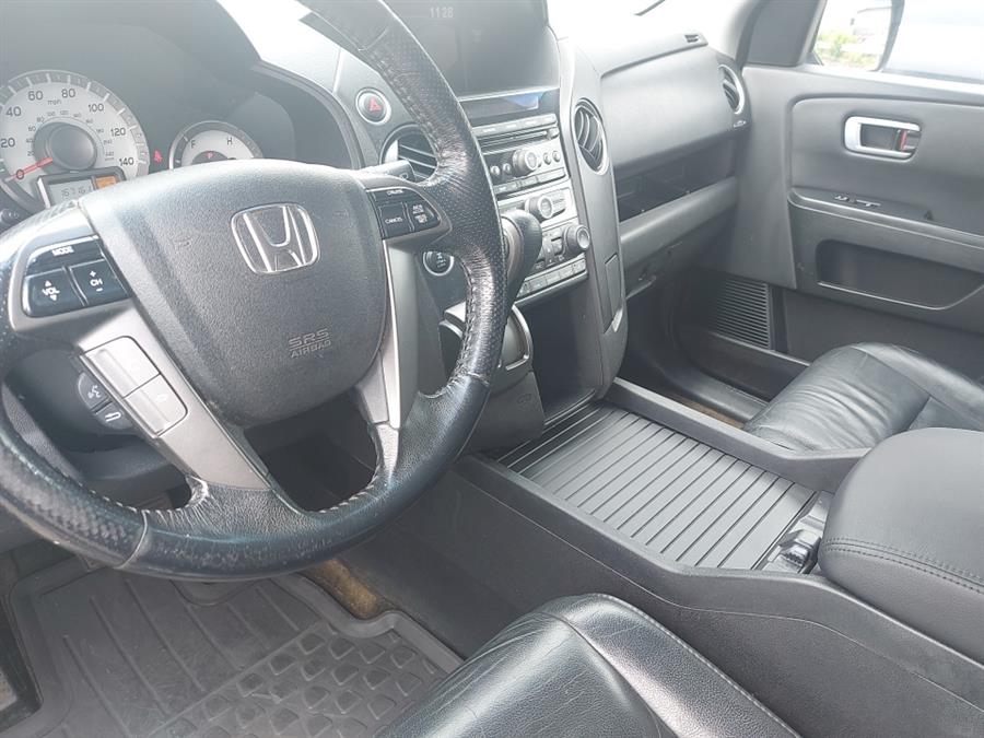 2014 Honda Pilot 4WD 4dr EX-L, available for sale in West Hartford, Connecticut | Chadrad Motors llc. West Hartford, Connecticut 2014 Honda Pilot 4WD 4dr EX-L, available for sale in West Hartford, Connecticut | Chadrad Motors llc. West Hartford, Connecticut