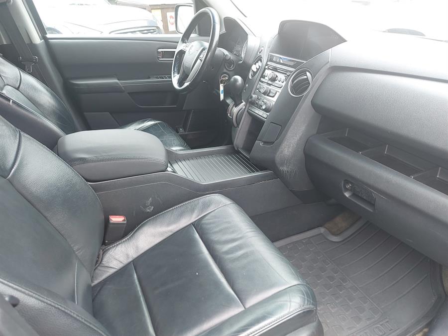 2014 Honda Pilot 4WD 4dr EX-L, available for sale in West Hartford, Connecticut | Chadrad Motors llc. West Hartford, Connecticut 2014 Honda Pilot 4WD 4dr EX-L, available for sale in West Hartford, Connecticut | Chadrad Motors llc. West Hartford, Connecticut