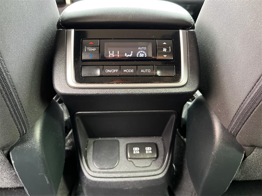 2019 Subaru Ascent 2.4T Premium 8-Passenger, available for sale in Canton, Connecticut | Lava Motors. Canton, Connecticut 2019 Subaru Ascent 2.4T Premium 8-Passenger, available for sale in Canton, Connecticut | Lava Motors. Canton, Connecticut
