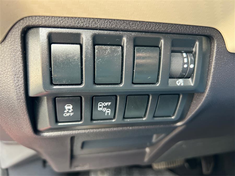 2019 Subaru Ascent 2.4T Premium 8-Passenger, available for sale in Canton, Connecticut | Lava Motors. Canton, Connecticut 2019 Subaru Ascent 2.4T Premium 8-Passenger, available for sale in Canton, Connecticut | Lava Motors. Canton, Connecticut