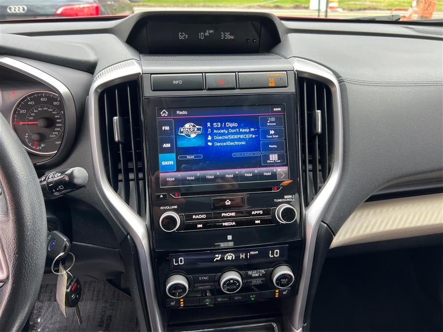 2019 Subaru Ascent 2.4T Premium 8-Passenger, available for sale in Canton, Connecticut | Lava Motors. Canton, Connecticut 2019 Subaru Ascent 2.4T Premium 8-Passenger, available for sale in Canton, Connecticut | Lava Motors. Canton, Connecticut