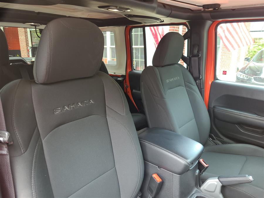2018 Jeep Wrangler Unlimited Sahara 4x4, available for sale in Canton, Connecticut | Lava Motors. Canton, Connecticut 2018 Jeep Wrangler Unlimited Sahara 4x4, available for sale in Canton, Connecticut | Lava Motors. Canton, Connecticut
