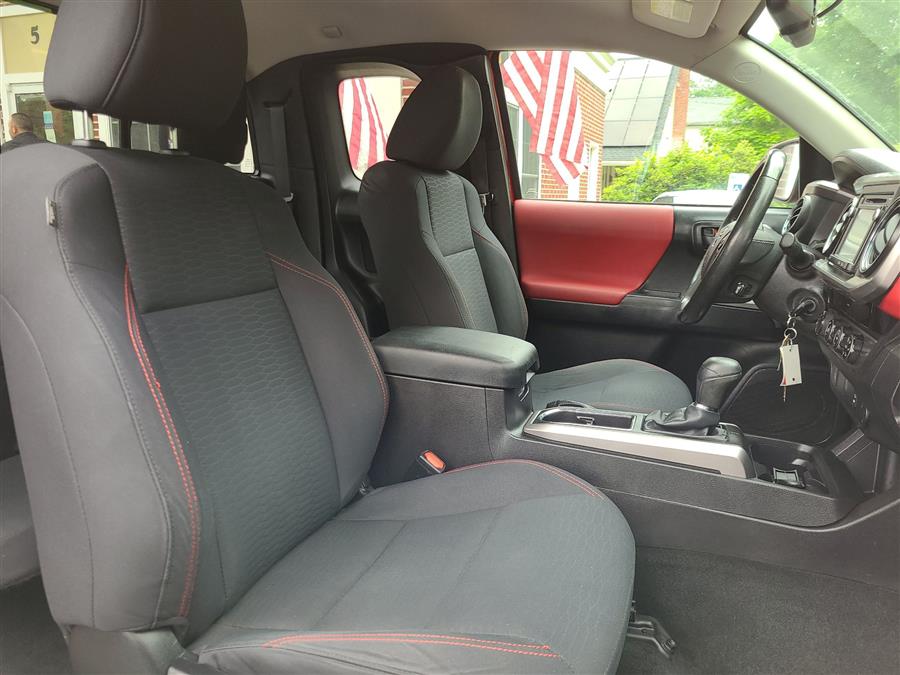 2016 Toyota Tacoma 4WD Access Cab V6 AT SR5 (Natl), available for sale in Canton, Connecticut | Lava Motors. Canton, Connecticut 2016 Toyota Tacoma 4WD Access Cab V6 AT SR5 (Natl), available for sale in Canton, Connecticut | Lava Motors. Canton, Connecticut