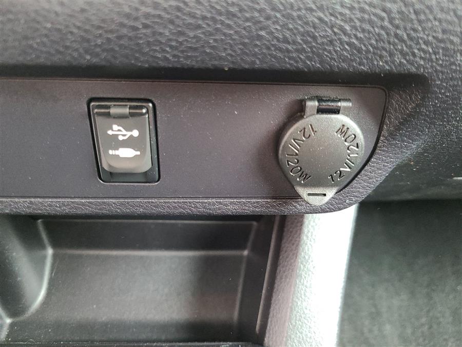 2016 Toyota Tacoma 4WD Access Cab V6 AT SR5 (Natl), available for sale in Canton, Connecticut | Lava Motors. Canton, Connecticut 2016 Toyota Tacoma 4WD Access Cab V6 AT SR5 (Natl), available for sale in Canton, Connecticut | Lava Motors. Canton, Connecticut