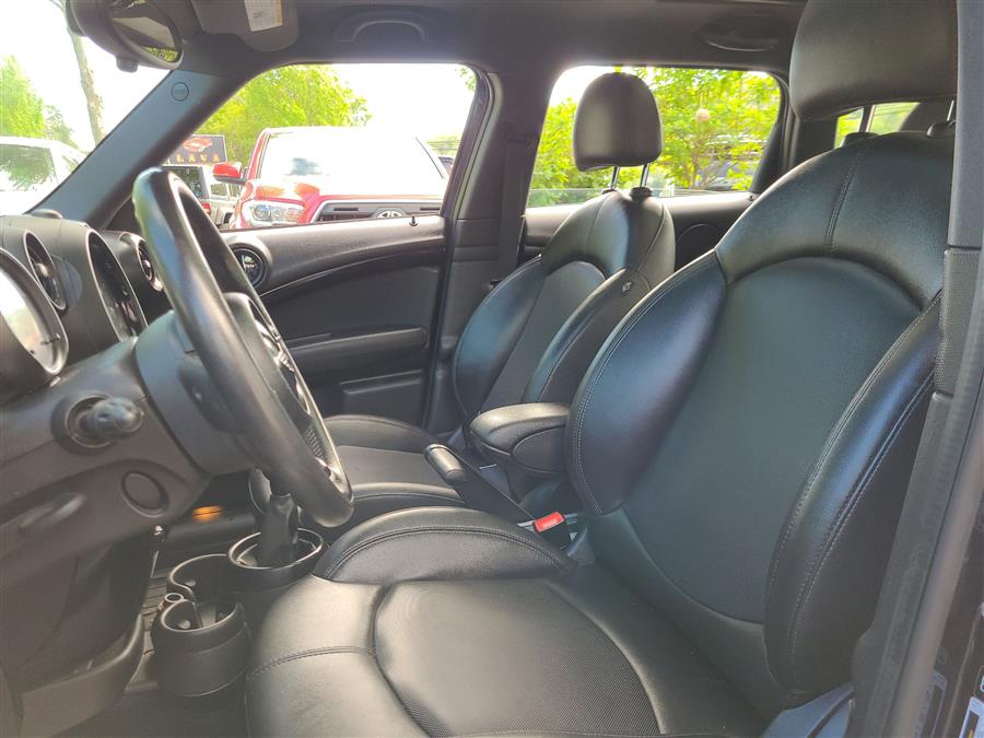 2013 MINI Cooper Countryman AWD 4dr S ALL4, available for sale in Canton, Connecticut | Lava Motors. Canton, Connecticut 2013 MINI Cooper Countryman AWD 4dr S ALL4, available for sale in Canton, Connecticut | Lava Motors. Canton, Connecticut