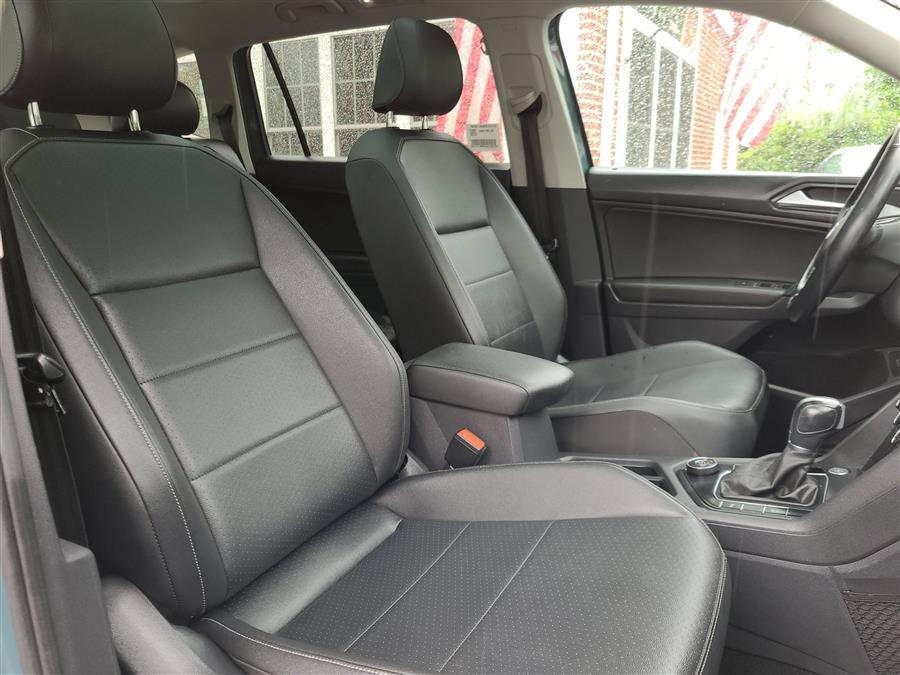 2019 Volkswagen Tiguan 2.0T SEL 4MOTION, available for sale in Canton, Connecticut | Lava Motors. Canton, Connecticut 2019 Volkswagen Tiguan 2.0T SEL 4MOTION, available for sale in Canton, Connecticut | Lava Motors. Canton, Connecticut