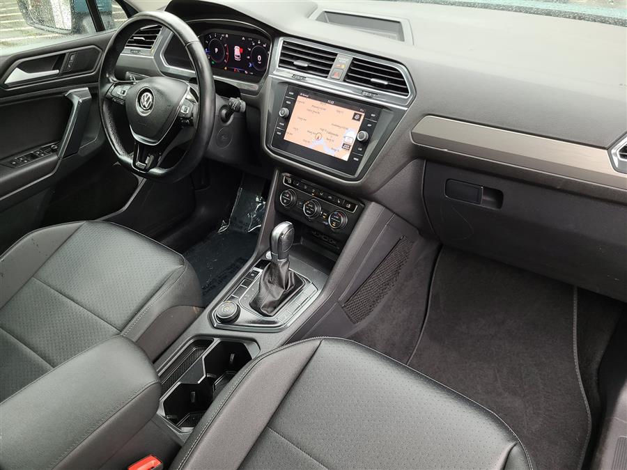 2019 Volkswagen Tiguan 2.0T SEL 4MOTION, available for sale in Canton, Connecticut | Lava Motors. Canton, Connecticut 2019 Volkswagen Tiguan 2.0T SEL 4MOTION, available for sale in Canton, Connecticut | Lava Motors. Canton, Connecticut