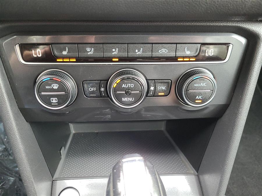 2019 Volkswagen Tiguan 2.0T SEL 4MOTION, available for sale in Canton, Connecticut | Lava Motors. Canton, Connecticut 2019 Volkswagen Tiguan 2.0T SEL 4MOTION, available for sale in Canton, Connecticut | Lava Motors. Canton, Connecticut