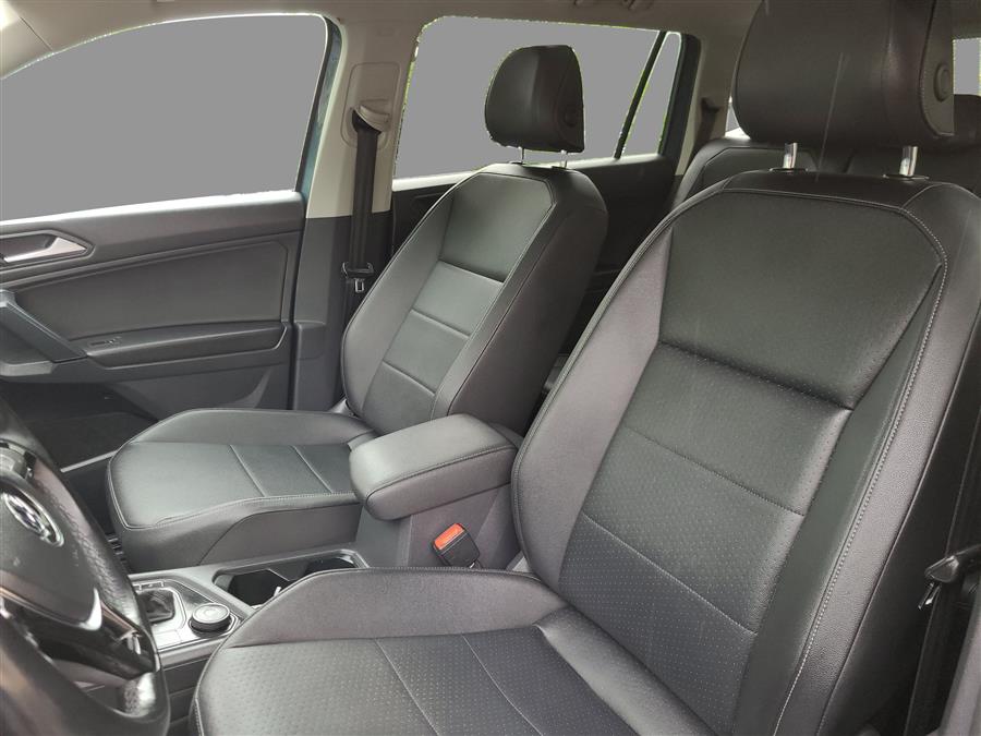 2019 Volkswagen Tiguan 2.0T SEL 4MOTION, available for sale in Canton, Connecticut | Lava Motors. Canton, Connecticut 2019 Volkswagen Tiguan 2.0T SEL 4MOTION, available for sale in Canton, Connecticut | Lava Motors. Canton, Connecticut