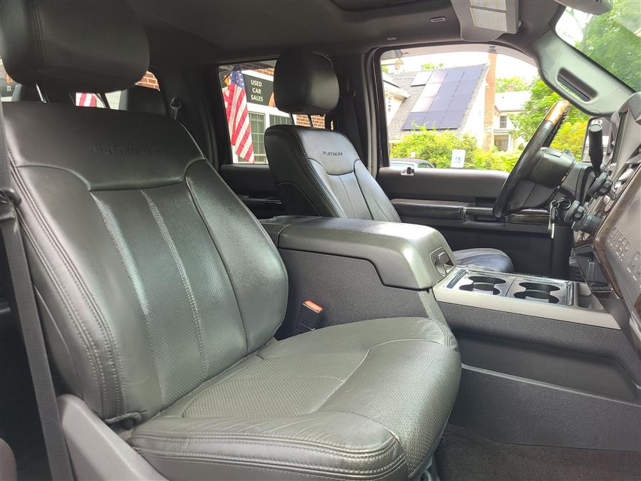 2016 Ford Super Duty F-350 DRW 4WD Crew Cab 172" Platinum, available for sale in Canton, Connecticut | Lava Motors. Canton, Connecticut 2016 Ford Super Duty F-350 DRW 4WD Crew Cab 172" Platinum, available for sale in Canton, Connecticut | Lava Motors. Canton, Connecticut