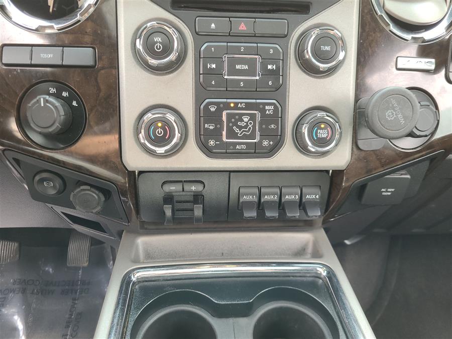 2016 Ford Super Duty F-350 DRW 4WD Crew Cab 172" Platinum, available for sale in Canton, Connecticut | Lava Motors. Canton, Connecticut 2016 Ford Super Duty F-350 DRW 4WD Crew Cab 172" Platinum, available for sale in Canton, Connecticut | Lava Motors. Canton, Connecticut