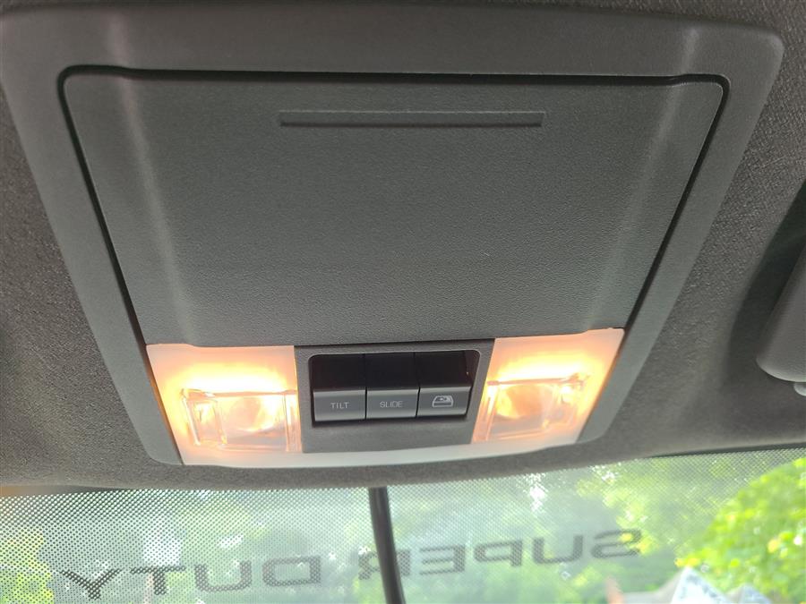 2016 Ford Super Duty F-350 DRW 4WD Crew Cab 172" Platinum, available for sale in Canton, Connecticut | Lava Motors. Canton, Connecticut 2016 Ford Super Duty F-350 DRW 4WD Crew Cab 172" Platinum, available for sale in Canton, Connecticut | Lava Motors. Canton, Connecticut