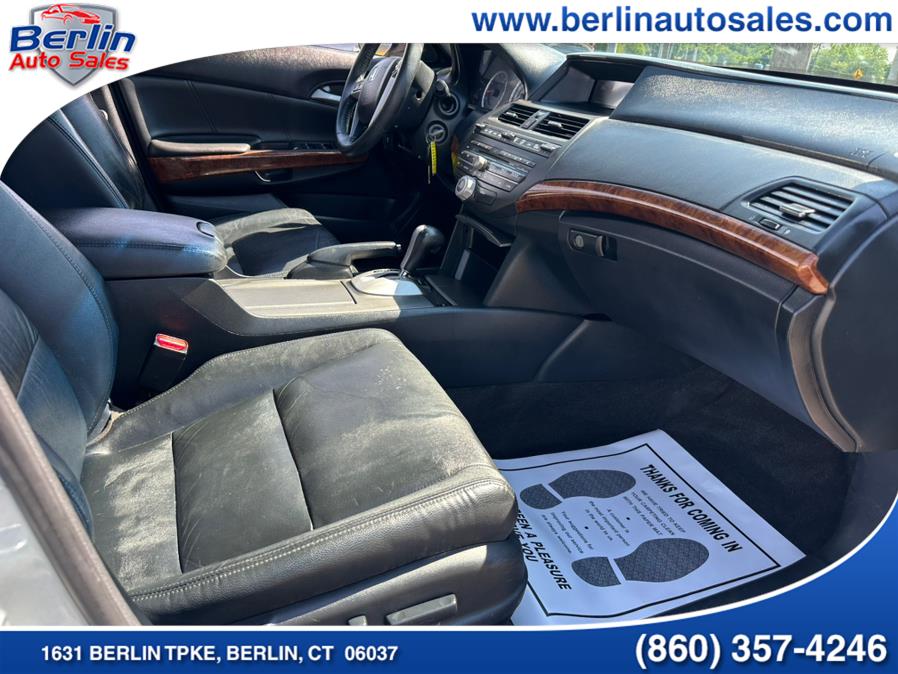 2011 Honda Accord Sdn 4dr V6 Auto EX-L, available for sale in Berlin, Connecticut | Berlin Auto Sales LLC. Berlin, Connecticut 2011 Honda Accord Sdn 4dr V6 Auto EX-L, available for sale in Berlin, Connecticut | Berlin Auto Sales LLC. Berlin, Connecticut
