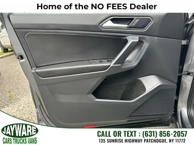 2020 Volkswagen Tiguan 2.0T SEL 4MOTION, available for sale in Patchogue, New York | Jayware Cars Trucks Vans. Patchogue, New York 2020 Volkswagen Tiguan 2.0T SEL 4MOTION, available for sale in Patchogue, New York | Jayware Cars Trucks Vans. Patchogue, New York