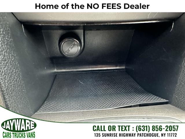 2014 Subaru Legacy 4dr Sdn H4 Auto 2.5i Limited, available for sale in Patchogue, New York | Jayware Cars Trucks Vans. Patchogue, New York 2014 Subaru Legacy 4dr Sdn H4 Auto 2.5i Limited, available for sale in Patchogue, New York | Jayware Cars Trucks Vans. Patchogue, New York