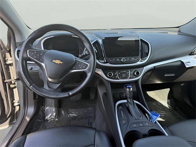 2018 Chevrolet Volt LT, available for sale in Stratford, Connecticut | Wiz Leasing Inc. Stratford, Connecticut 2018 Chevrolet Volt LT, available for sale in Stratford, Connecticut | Wiz Leasing Inc. Stratford, Connecticut