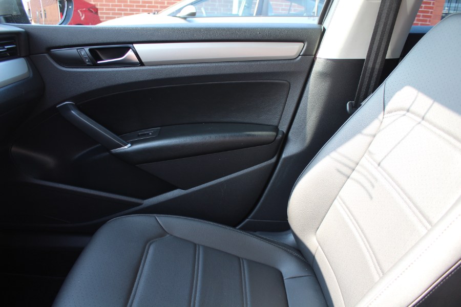 2021 Volkswagen Passat 2.0T SE Auto, available for sale in Deer Park, New York | Car Tec Enterprise Leasing & Sales LLC. Deer Park, New York 2021 Volkswagen Passat 2.0T SE Auto, available for sale in Deer Park, New York | Car Tec Enterprise Leasing & Sales LLC. Deer Park, New York