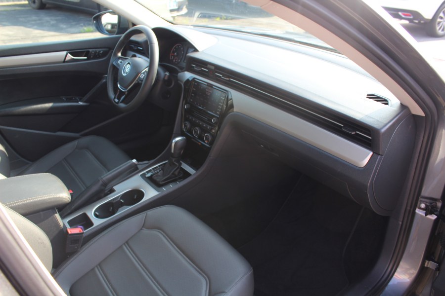 2021 Volkswagen Passat 2.0T SE Auto, available for sale in Deer Park, New York | Car Tec Enterprise Leasing & Sales LLC. Deer Park, New York 2021 Volkswagen Passat 2.0T SE Auto, available for sale in Deer Park, New York | Car Tec Enterprise Leasing & Sales LLC. Deer Park, New York