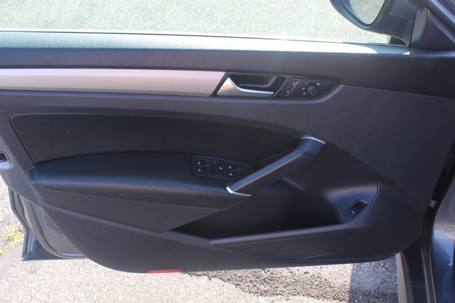 2021 Volkswagen Passat 2.0T SE Auto, available for sale in Deer Park, New York | Car Tec Enterprise Leasing & Sales LLC. Deer Park, New York 2021 Volkswagen Passat 2.0T SE Auto, available for sale in Deer Park, New York | Car Tec Enterprise Leasing & Sales LLC. Deer Park, New York