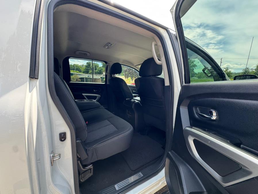 2017 Nissan Titan 4x4 Crew Cab SV, available for sale in Waterbury, Connecticut | Platinum Auto Care. Waterbury, Connecticut 2017 Nissan Titan 4x4 Crew Cab SV, available for sale in Waterbury, Connecticut | Platinum Auto Care. Waterbury, Connecticut