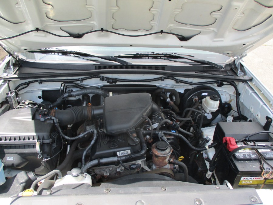 2013 Toyota Tacoma 4x4 Club Cab, available for sale in Meriden, Connecticut | Cos Central Auto. Meriden, Connecticut 2013 Toyota Tacoma 4x4 Club Cab, available for sale in Meriden, Connecticut | Cos Central Auto. Meriden, Connecticut