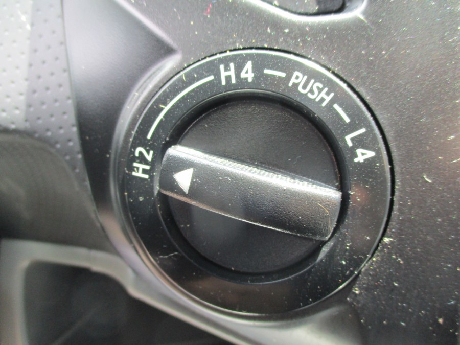 2013 Toyota Tacoma 4x4 Club Cab, available for sale in Meriden, Connecticut | Cos Central Auto. Meriden, Connecticut 2013 Toyota Tacoma 4x4 Club Cab, available for sale in Meriden, Connecticut | Cos Central Auto. Meriden, Connecticut