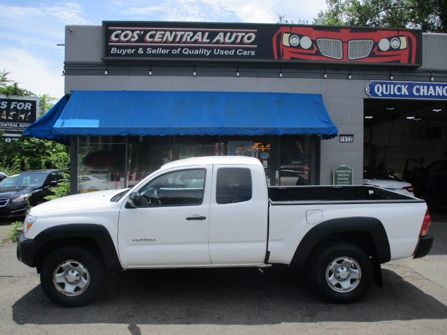 2013 Toyota Tacoma 4x4 Club Cab, available for sale in Meriden, Connecticut | Cos Central Auto. Meriden, Connecticut 2013 Toyota Tacoma 4x4 Club Cab, available for sale in Meriden, Connecticut | Cos Central Auto. Meriden, Connecticut