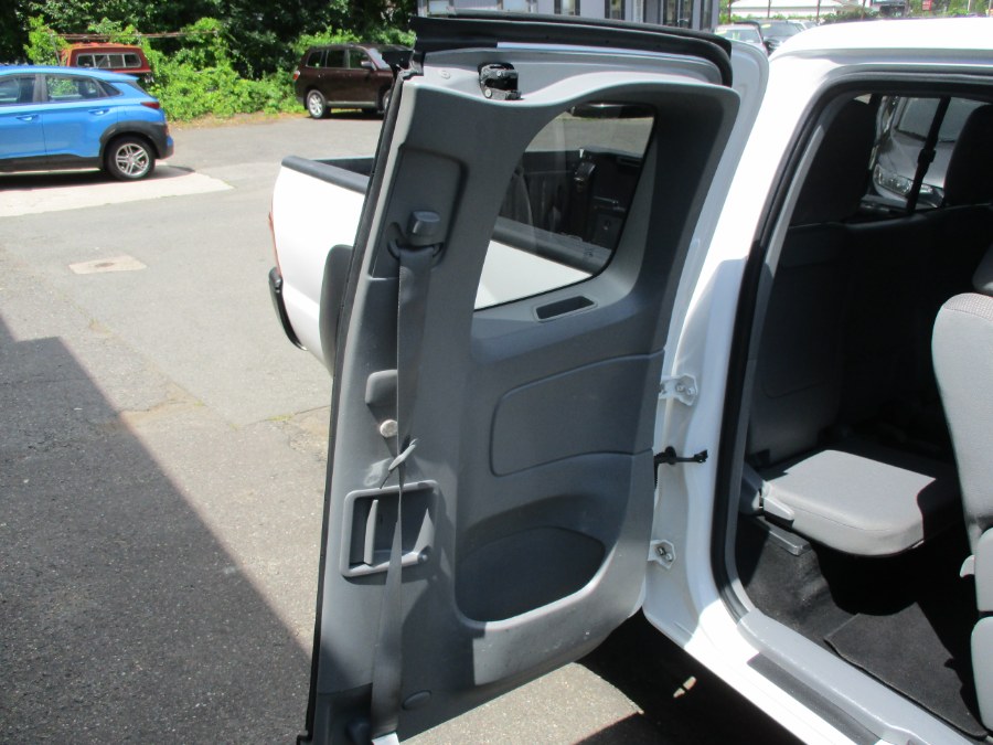 2013 Toyota Tacoma 4x4 Club Cab, available for sale in Meriden, Connecticut | Cos Central Auto. Meriden, Connecticut 2013 Toyota Tacoma 4x4 Club Cab, available for sale in Meriden, Connecticut | Cos Central Auto. Meriden, Connecticut