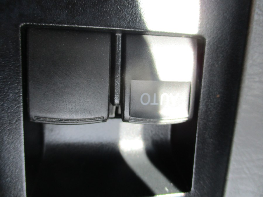 2013 Toyota Tacoma 4x4 Club Cab, available for sale in Meriden, Connecticut | Cos Central Auto. Meriden, Connecticut 2013 Toyota Tacoma 4x4 Club Cab, available for sale in Meriden, Connecticut | Cos Central Auto. Meriden, Connecticut